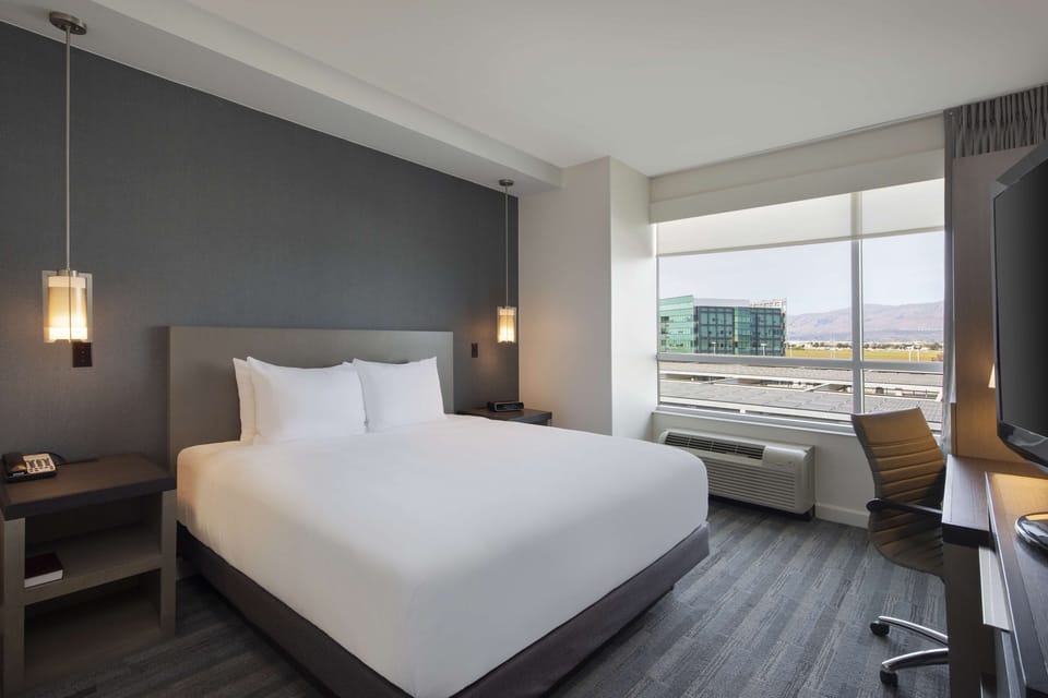 Premium bedding, pillowtop beds, in-room safe, desk