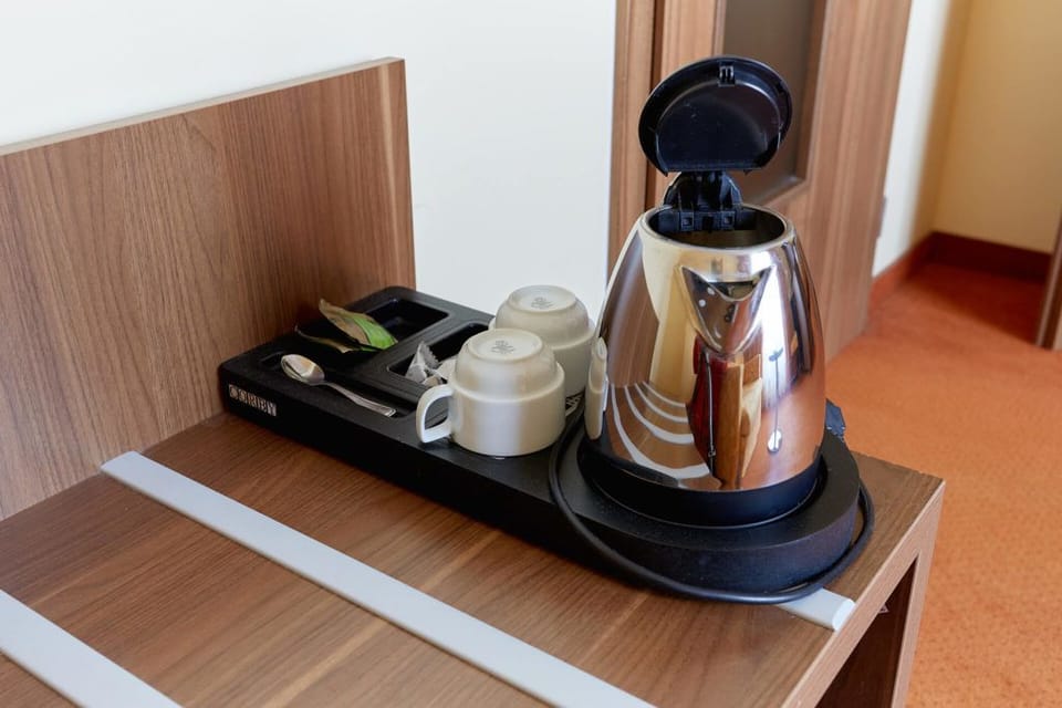 Suite | Coffee and/or coffee maker