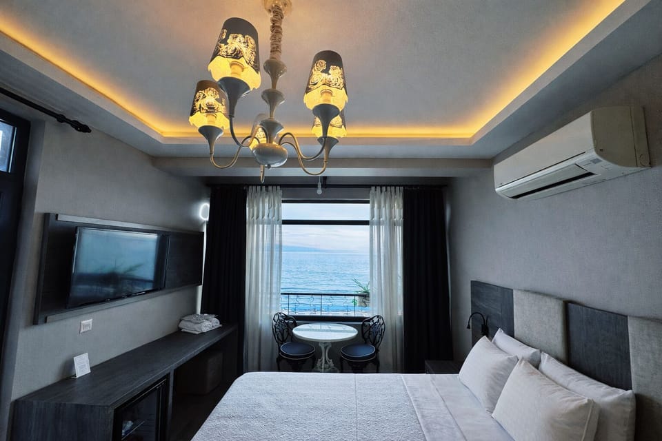 Exclusive Room, Sea View | Premium bedding, down comforters, memory foam beds, free minibar