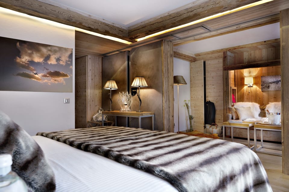 Suite Privilege | Egyptian cotton sheets, premium bedding, pillowtop beds, minibar