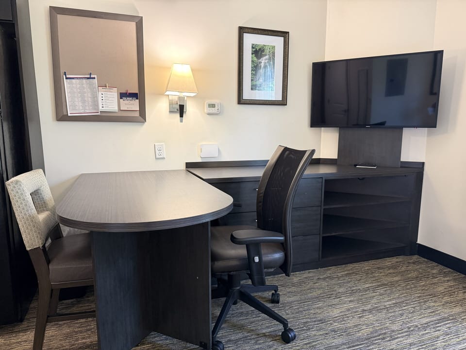 Studio Suite, 1 Queen Bed (Accessible Tub) | Down comforters, desk, laptop workspace, blackout drapes