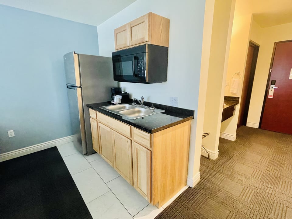 Individually decorated, individually furnished, desk, laptop workspace