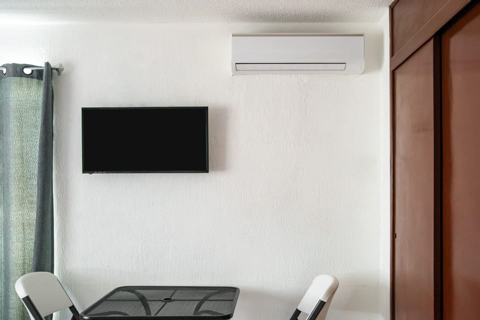 Standard Room | Television