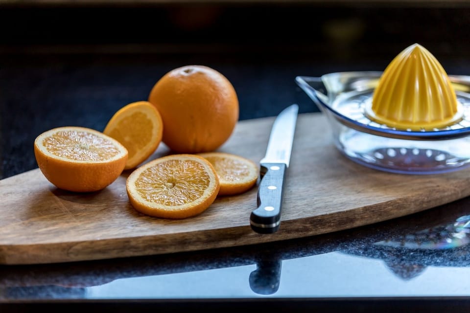 Villa Baan Putahracsa. Oranges are provided at arrival so you can get juiced up.