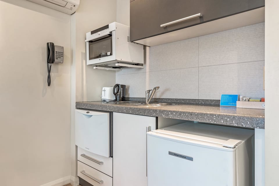 Private kitchenette
