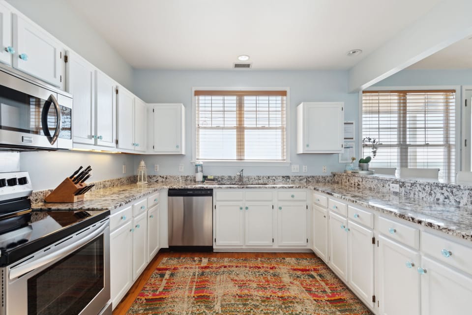 Fully equipped kitchen that has everything you need to cook for friends and family or entertain