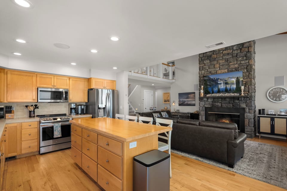 Kitchen and living room