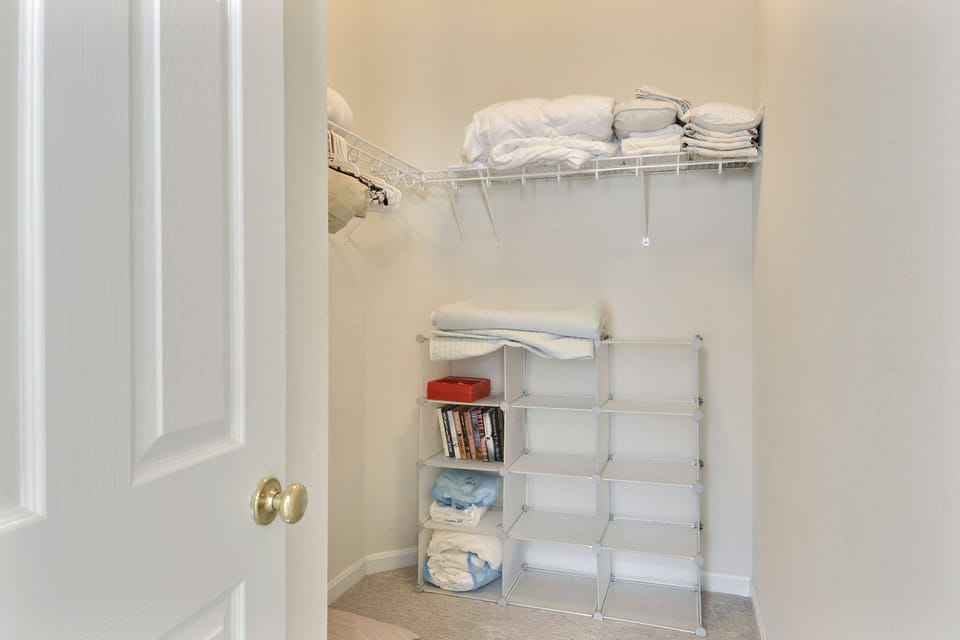 Main Level-Walk In Closet