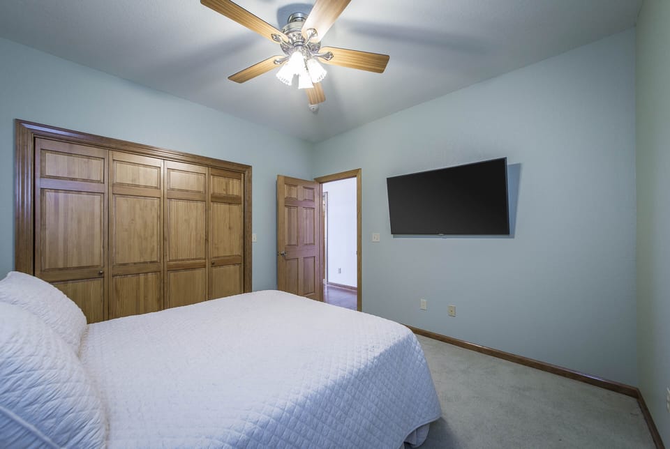 Queen Bedroom View 2