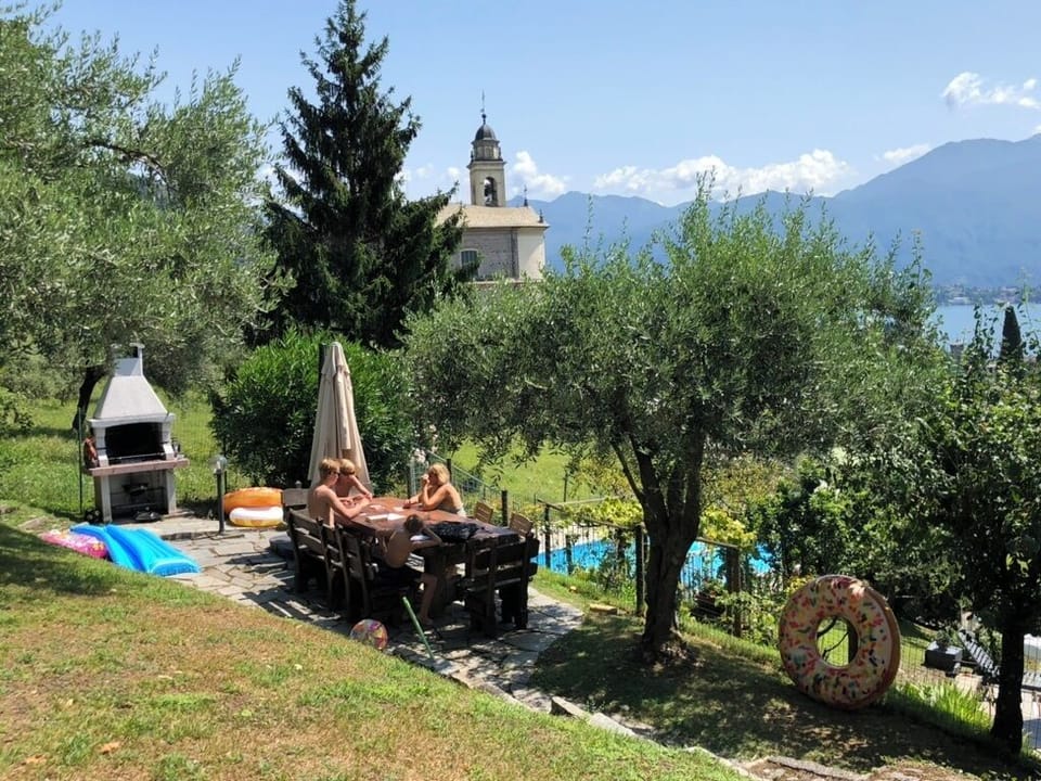 Private garden with Barbecue
