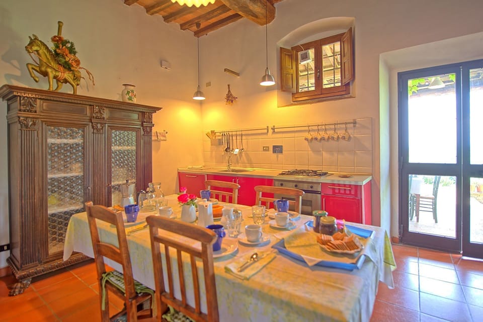 Dining Room, Kitchen