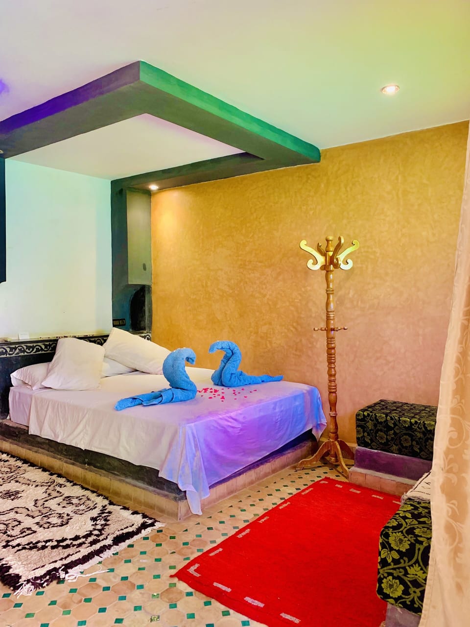 Superior Double or Twin Room, Garden View | In-room safe, soundproofing, rollaway beds (surcharge), WiFi (free)