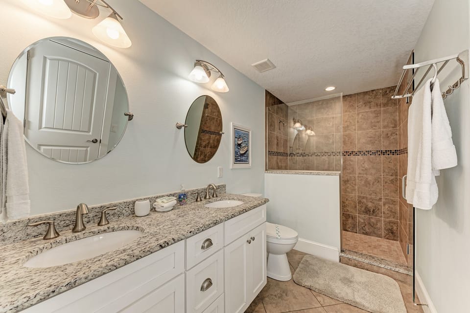 Master ensuite with large walk-in shower