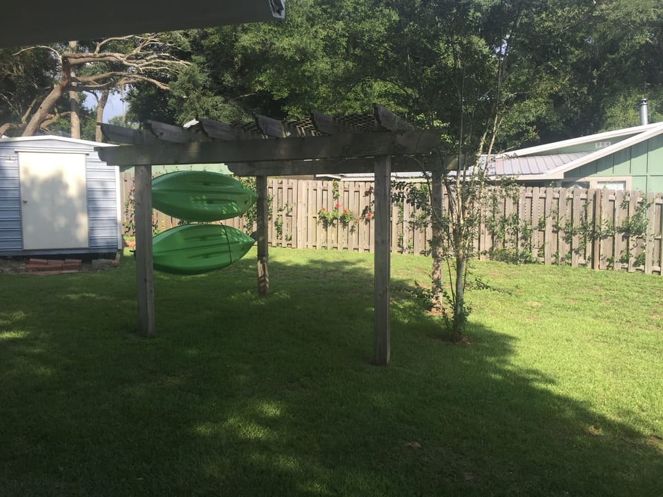 2 Kayaks for your enjoyment
