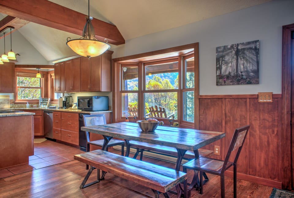 Dining Table | Seats 8