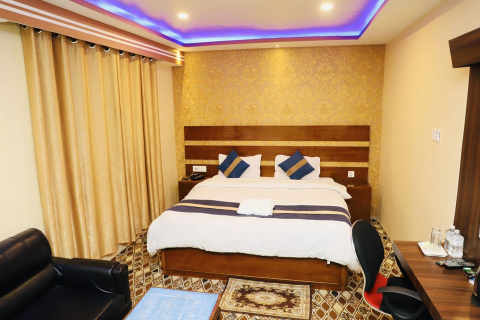 WiFi (free), bed sheets