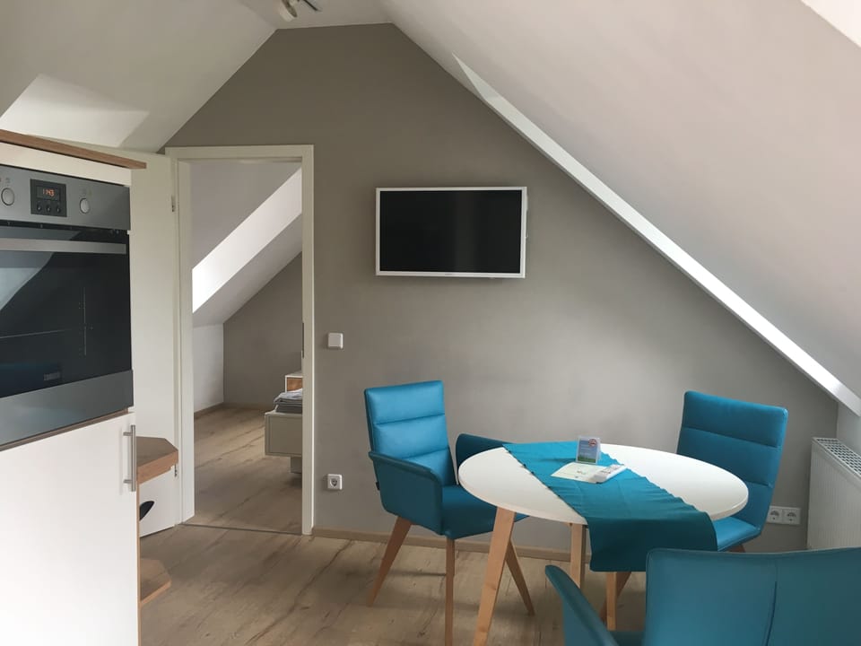 Superior Apartment | Living area | Smart TV