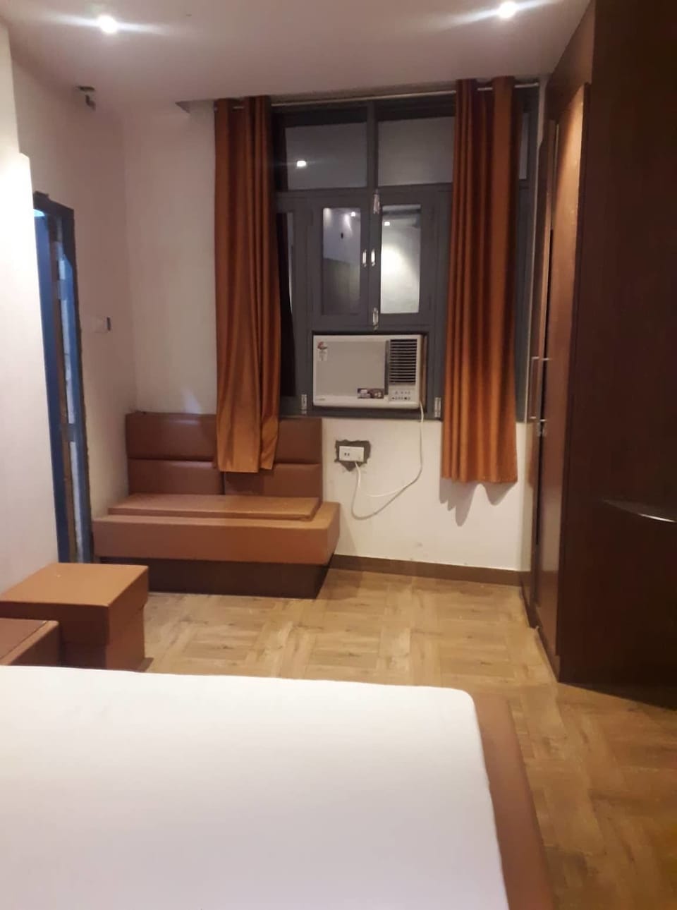 Basic Room | Aerial view