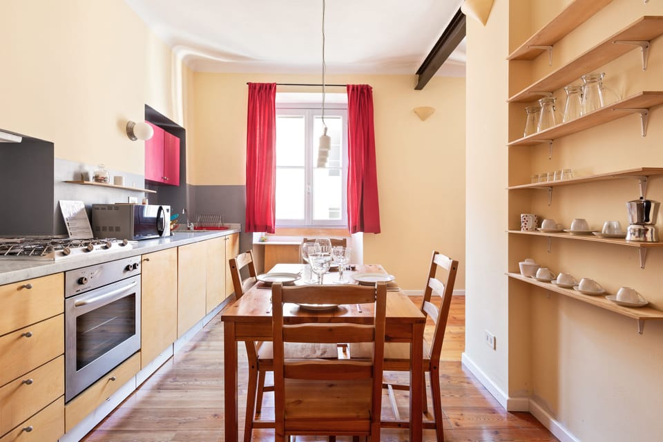 Apartment, 1 Bedroom, Non Smoking | Private kitchen | Full-size fridge, microwave, oven, stovetop