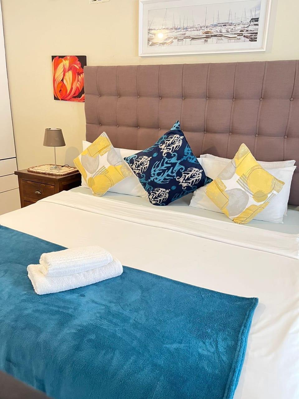 Family Cottage | Premium bedding, individually decorated, individually furnished