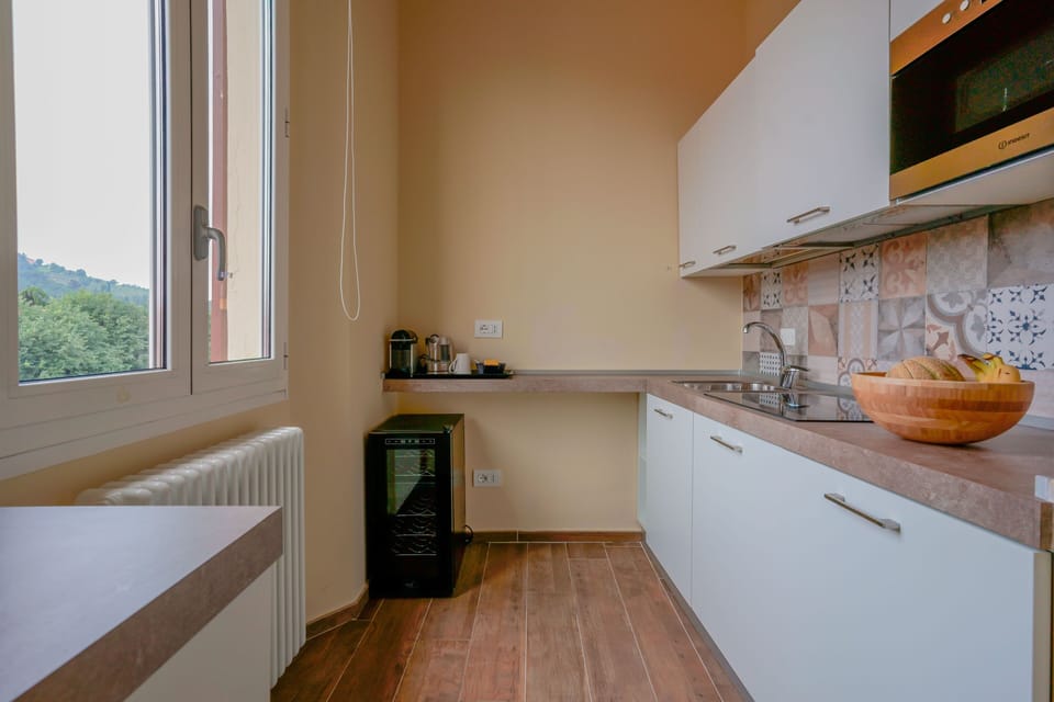 Deluxe Apartment, 1 Bedroom, Hill View (S.Luca) | Private kitchen | Espresso maker, coffee/tea maker, electric kettle