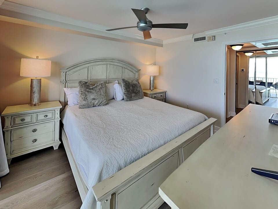 Condo (1 Bedroom) | Property amenity