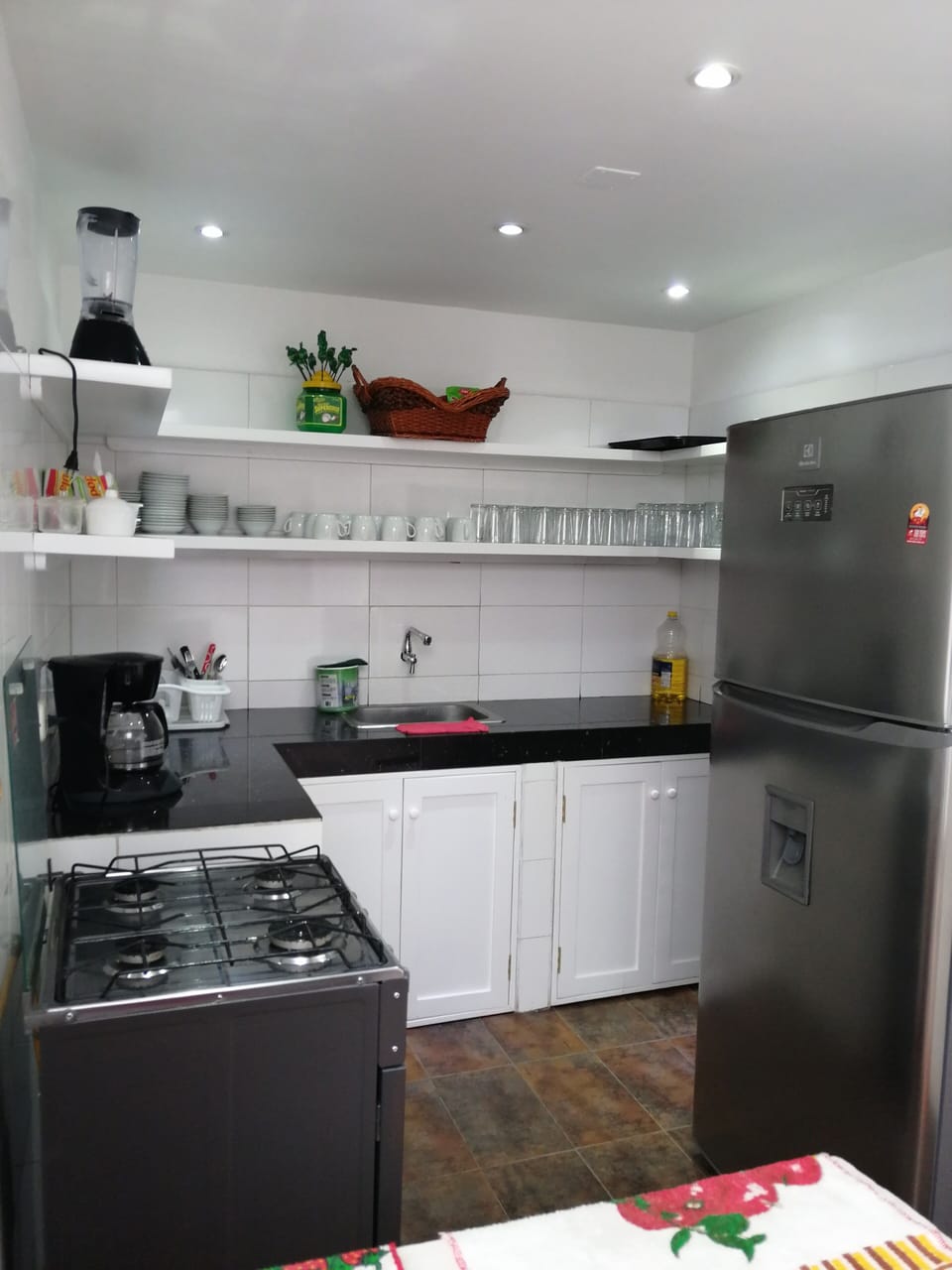 Fridge, oven, stovetop, toaster