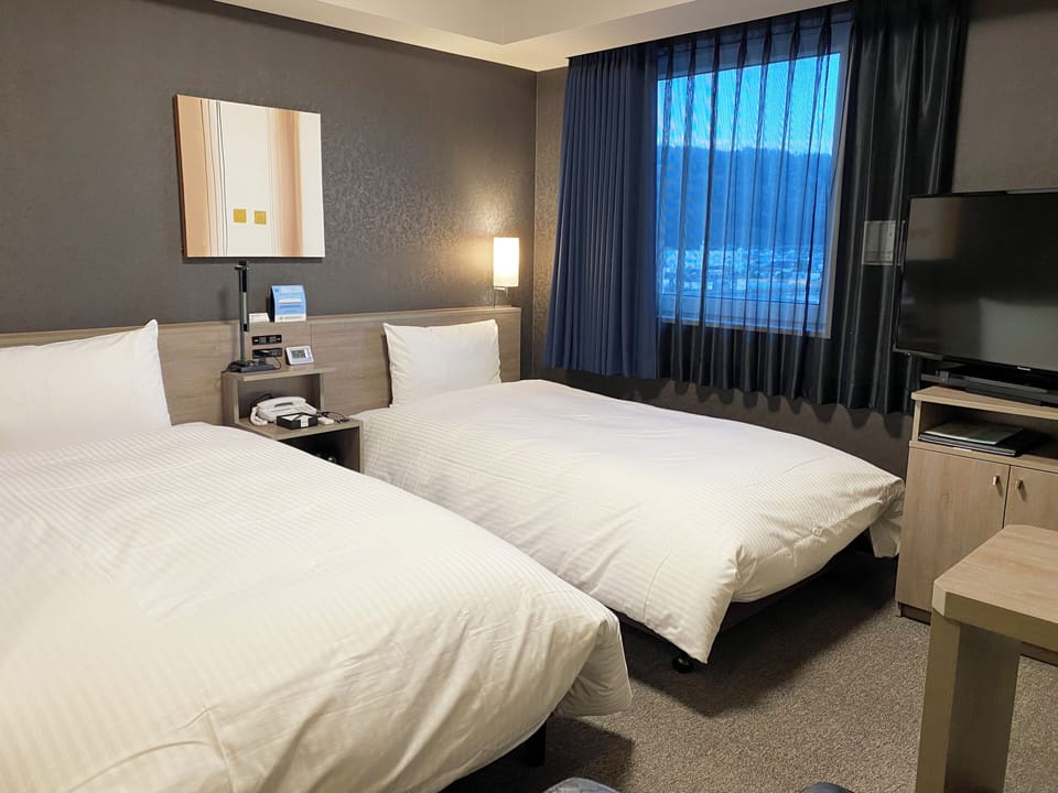 Comfort Twin Room, Non Smoking | Desk, free WiFi, bed sheets