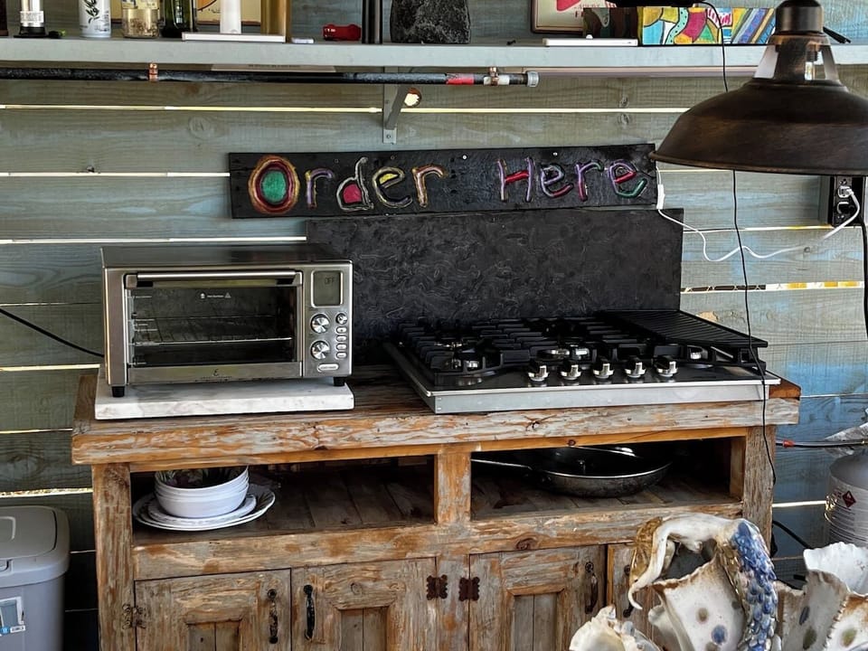 outdoor gas cooktop and airfryer oven