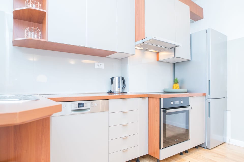 Apartment | Private kitchen | Full-size fridge, oven, stovetop, dishwasher