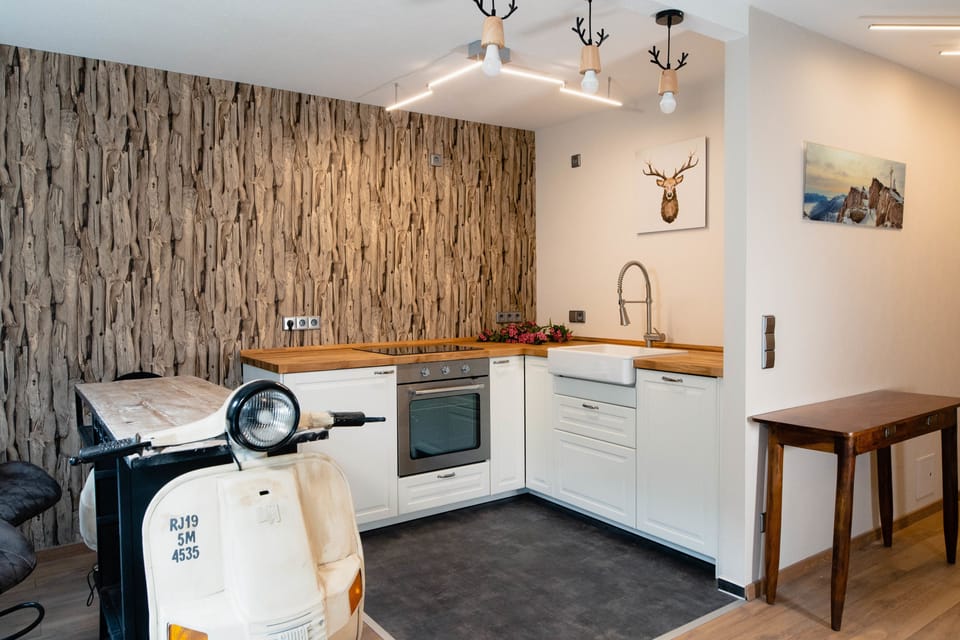 Premium Apartment, Private Bathroom | 1 bedroom