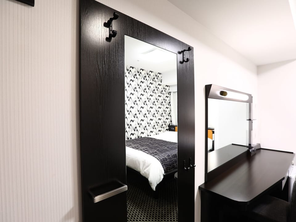 Desk, blackout drapes, iron/ironing board, free WiFi
