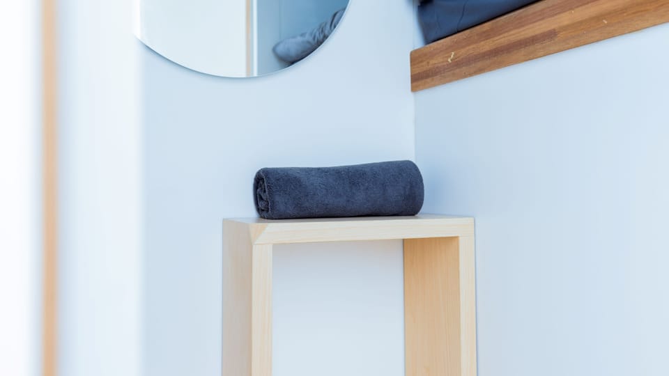 Sky Single | Blackout drapes, free WiFi, bed sheets