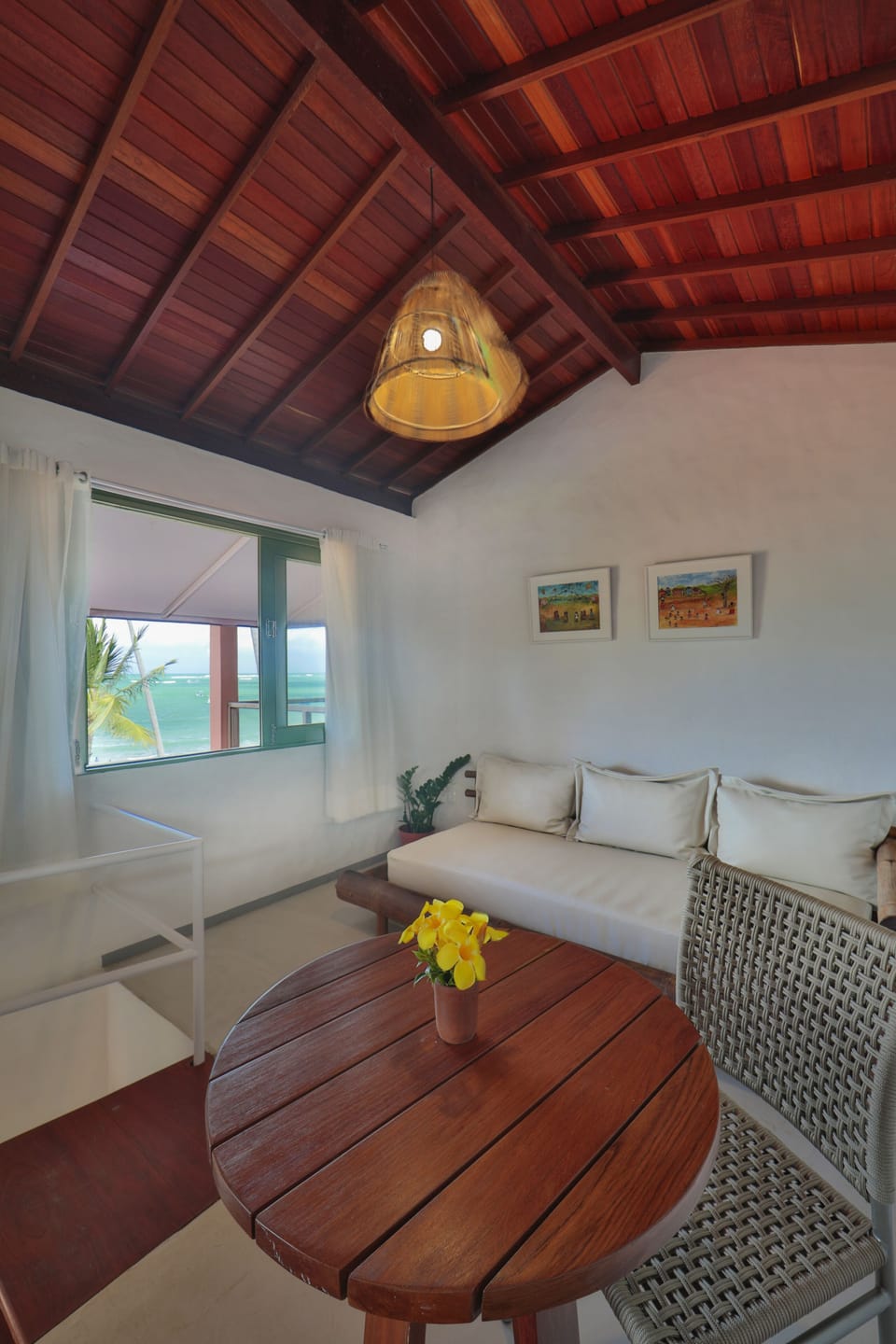 Suite Vista Mar Deluxe com Ofuro | Minibar, iron/ironing board, free WiFi, bed sheets
