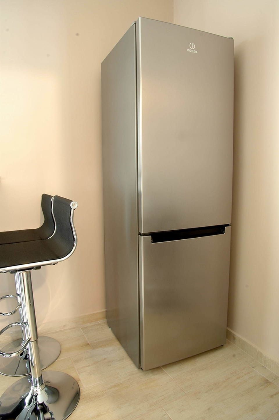 Luxury Apartment | Private kitchen | Coffee/tea maker, fridge, microwave, oven