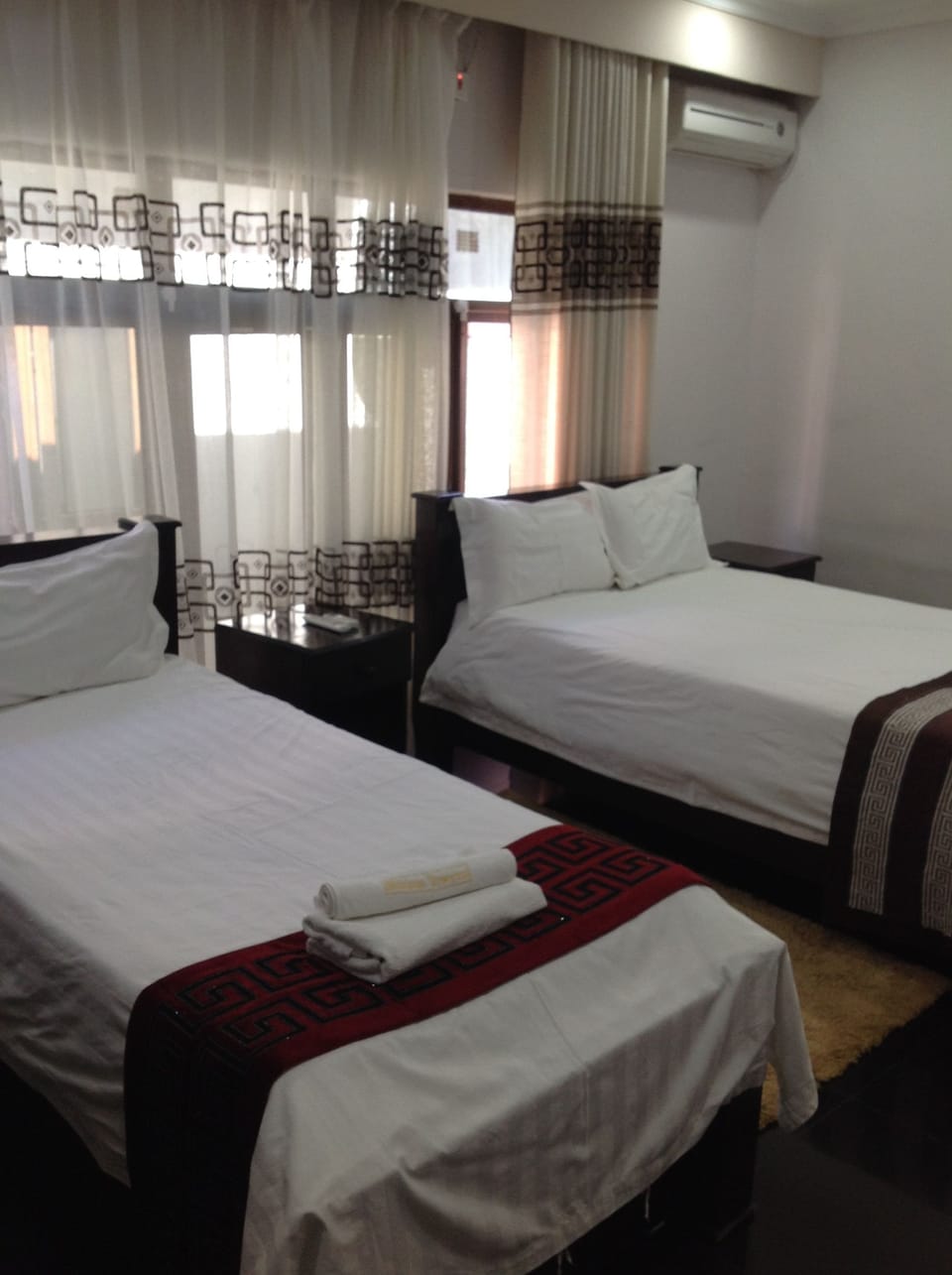 Standard Twin Room | Premium bedding, minibar, iron/ironing board, cribs/infant beds