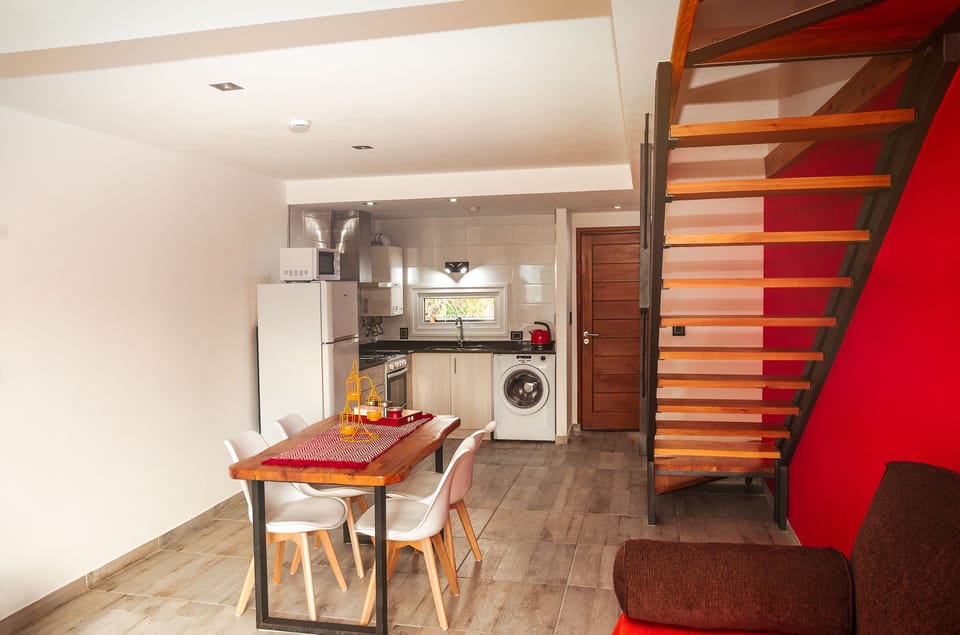 Fridge, oven, stovetop, coffee/tea maker
