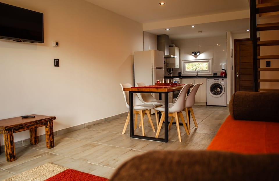 Cabin | Living room | LCD TV, Netflix, streaming services