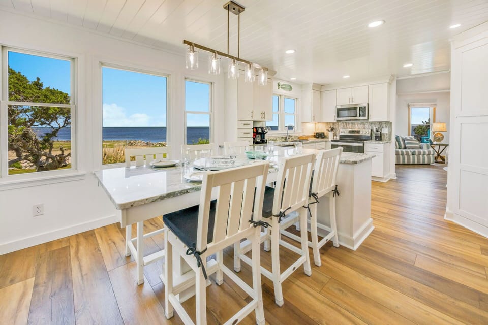 Surf or Sound Realty - 905 - Paradise Point - Dining Area -2