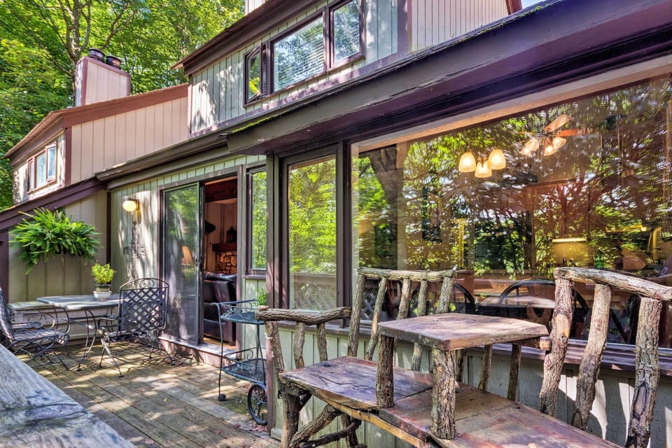 Private Deck