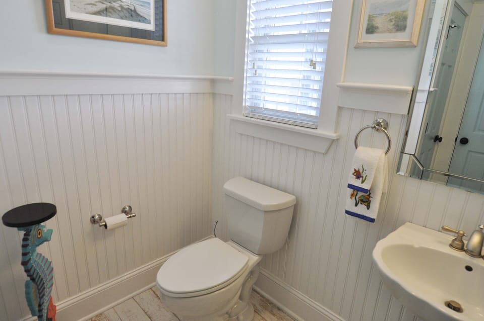 Half Bath, Second Floor