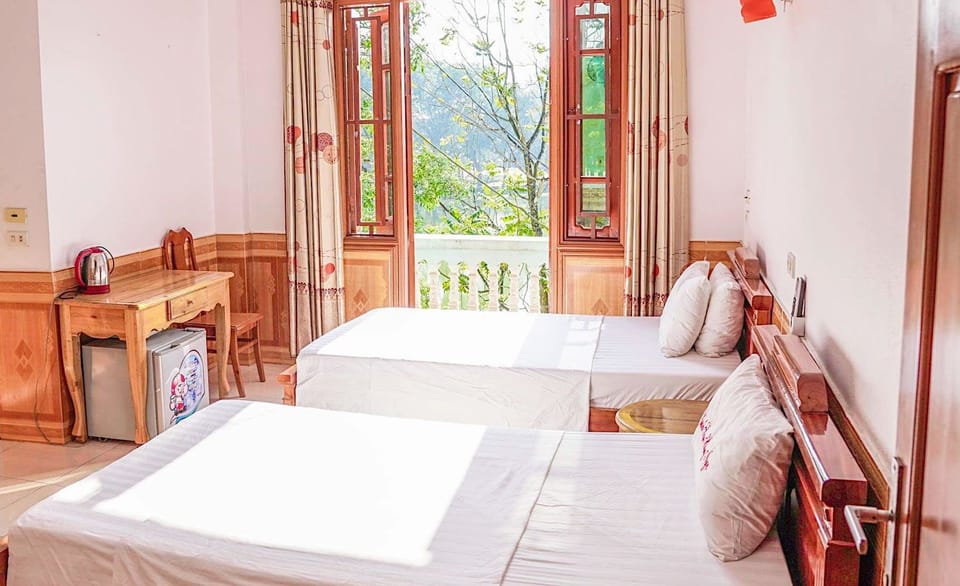 Basic Double or Twin Room | Premium bedding, pillowtop beds, desk, blackout drapes