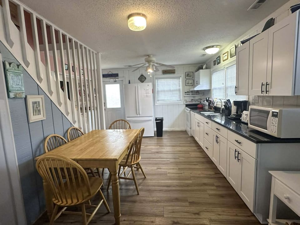 Kitchen Overall