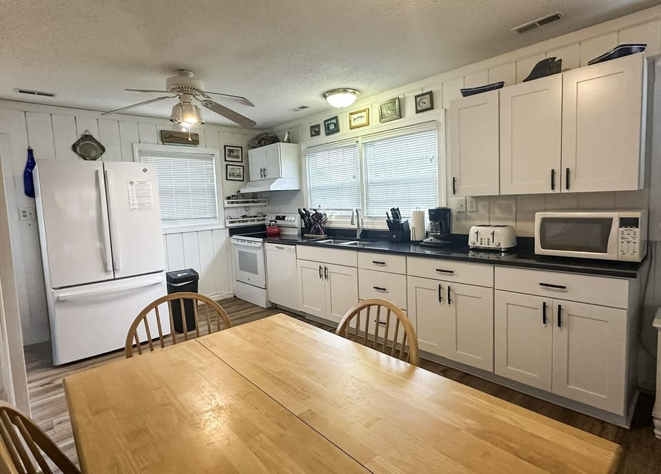 Kitchen with Deck Access