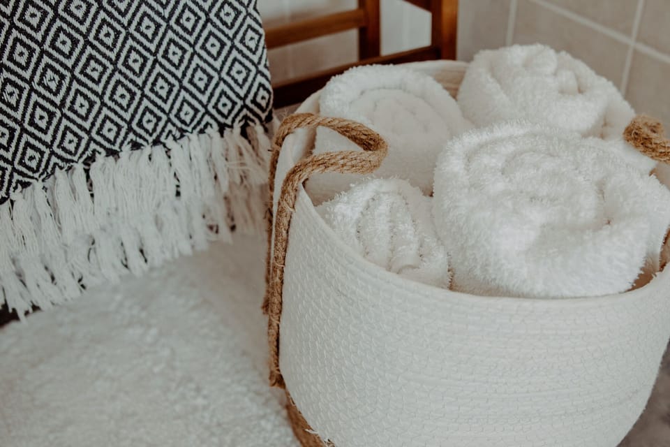 Double or Twin Room, Sea View | In-room safe, individually decorated, individually furnished