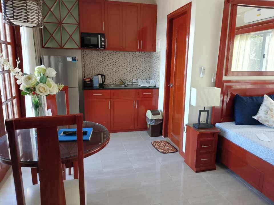 Deluxe Double Room | Minibar, desk, free WiFi, bed sheets