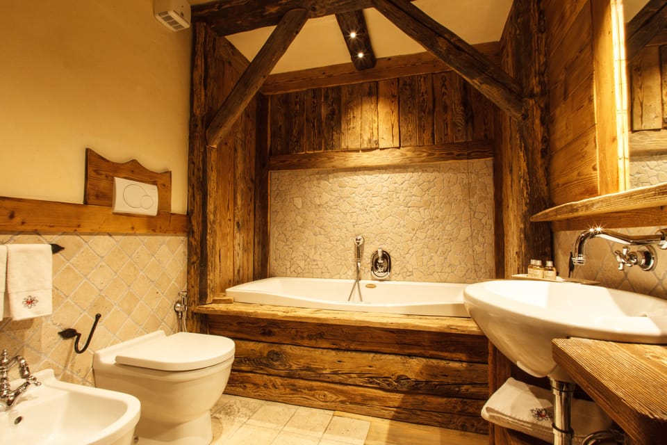 Hair dryer, bathrobes, slippers, bidet