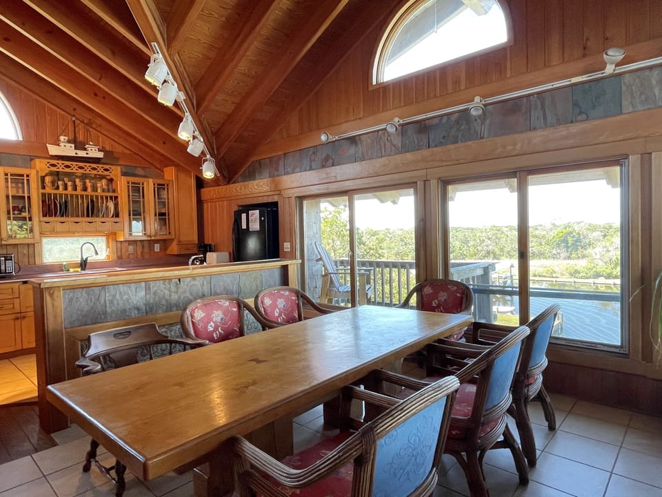 Dining Area, Third Floor with Balcony Access