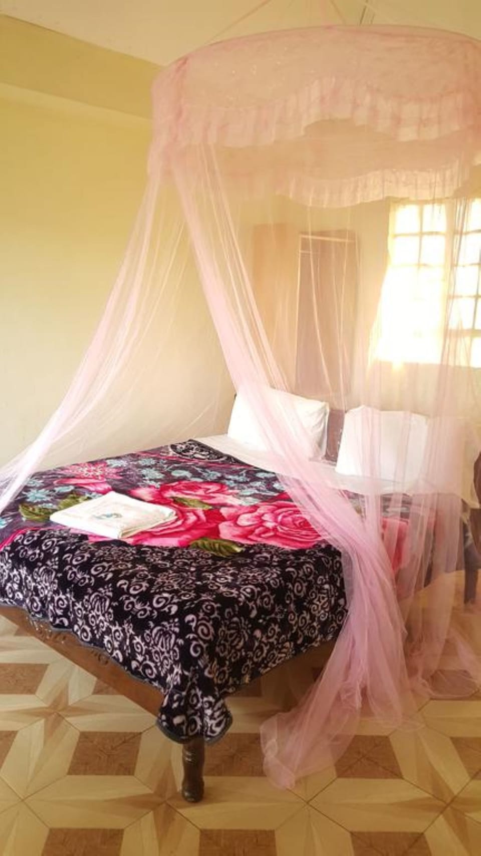 Standard Double Room | Desk, free WiFi, bed sheets