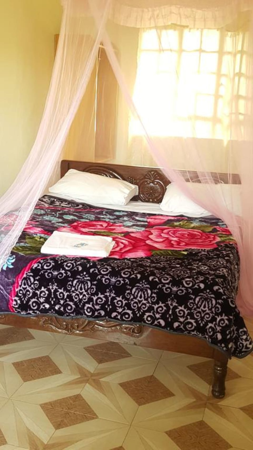 Standard Double Room | Desk, free WiFi, bed sheets